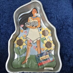 Vintage '95 Wilton Disney' s Pocahontas Cake Pan